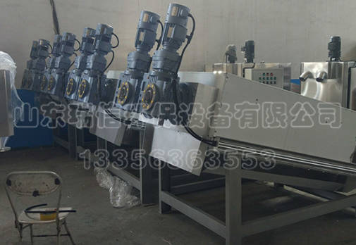 如何減少發生傳統污泥脫水機常見的問題？